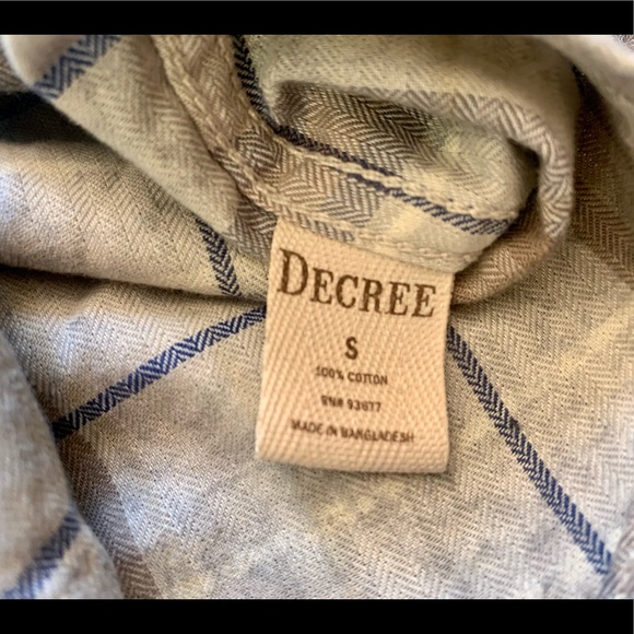 Decree Hooded Button Down Shirt - Men’s Small - Picture 6 of 6